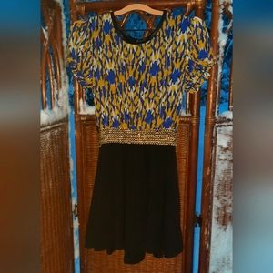 Mini Woman's Jon Black, Blue, Yellow Dress